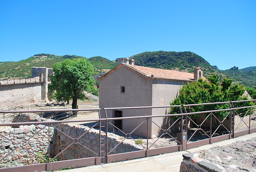 Castello Serravalle (Malaspina), Bosa
